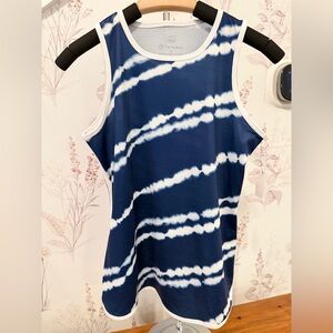 NWT / T by Talbots Cool Slub Active Tank - Aurora Lines / Petite S